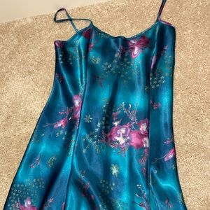 Katherine Bishop blue dress with pink details